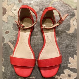 Red Max Studio Minimalist Sandal